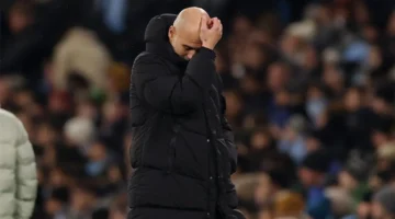 اللقاء المنتظر.. إصابة لاعب مانشستر سيتي أثناء مواجهة تشيلسي